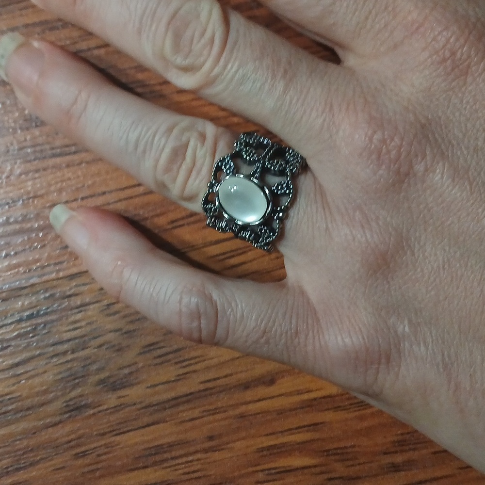 Ring‎